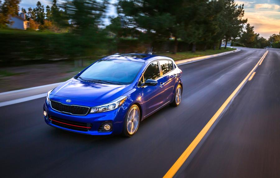  Kia Forte5 2016 года  (фото 22 из 37)